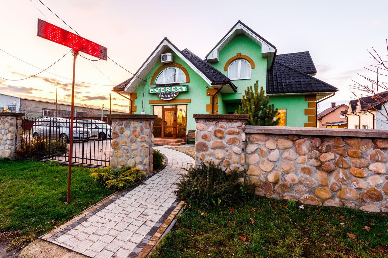 Everest Ivano-Frankivsk Esterno foto